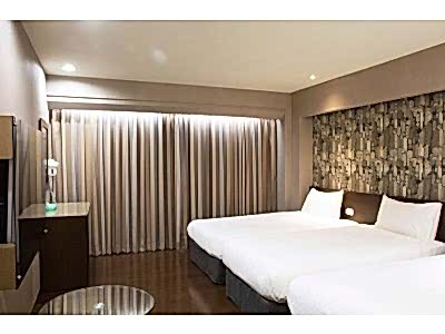 Шторы для гостиниц фото в интерьере пример 3191