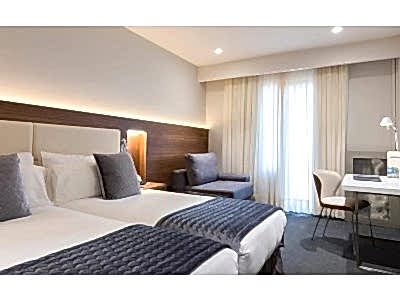 Шторы для гостиниц фото в интерьере пример 3207