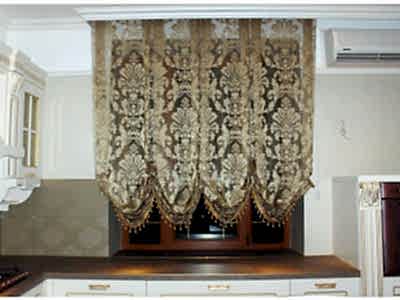 Австрийские шторы на кухне фото в интерьере пример 292