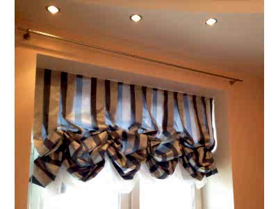 Австрийские шторы на кухне фото в интерьере пример 275