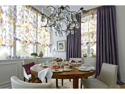 Австрийские шторы в гостиной фото в интерьере пример 343