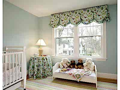 Австрийские шторы в детской комнате фото в интерьере пример 314