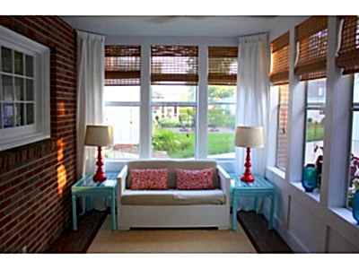 Бамбуковые шторы на балконе фото в интерьере пример 1738