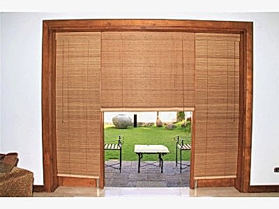 Бамбуковые шторы в коттедже фото в интерьере пример 1709