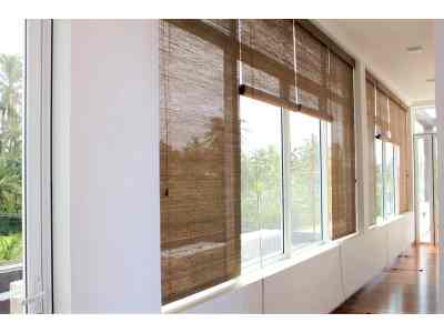 Бамбуковые шторы в коттедже фото в интерьере пример 1754