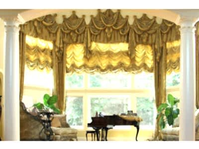 Французские шторы в гостиной фото в интерьере пример 833