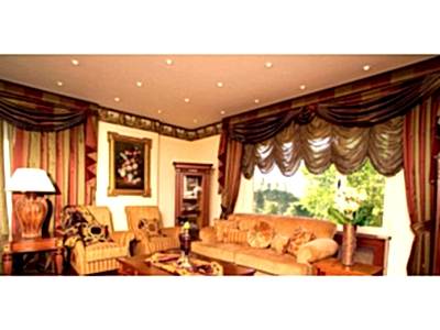 Французские шторы в гостиной фото в интерьере пример 751