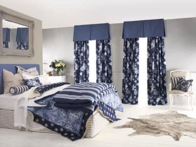 Классические шторы фото в интерьере пример 650