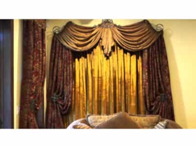 Классические шторы в гостиной фото в интерьере пример 631