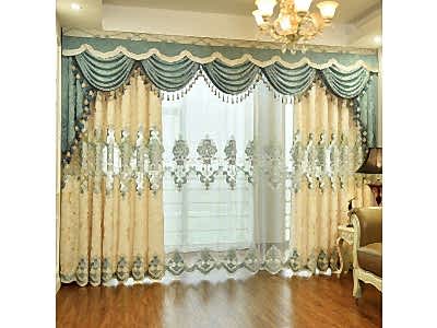 Классические шторы в гостиной фото в интерьере пример 467