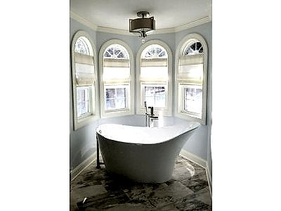 Римские шторы в ванной фото в интерьере пример 2095