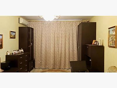 Классические шторы в гостиной фото в интерьере пример 2220