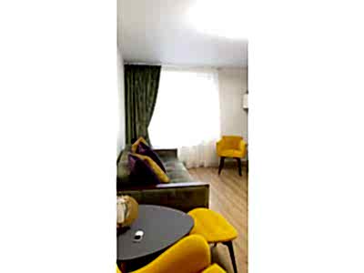 Классические шторы в гостиной фото в интерьере пример 2381