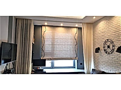 Римские шторы для гостиной фото в интерьере пример 2431