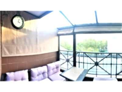 Римские шторы на балкон и лоджию фото в интерьере пример 2555