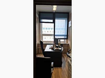 Римские шторы в офис фото в интерьере пример 2501