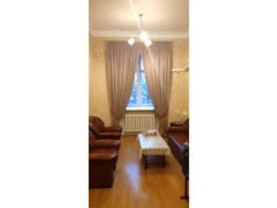 Классические шторы в гостиной фото в интерьере пример 2520