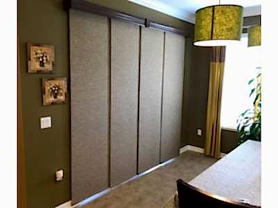 Японские шторы в гостиной фото в интерьере пример 1178