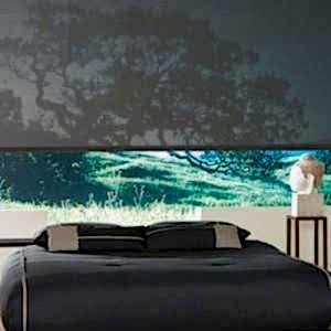 Рулонные шторы в спальне фото в интерьере пример 1623