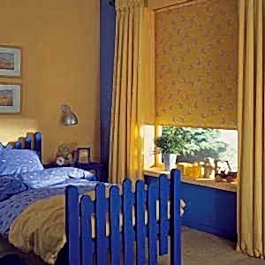 Рулонные шторы в детской фото в интерьере пример 1642