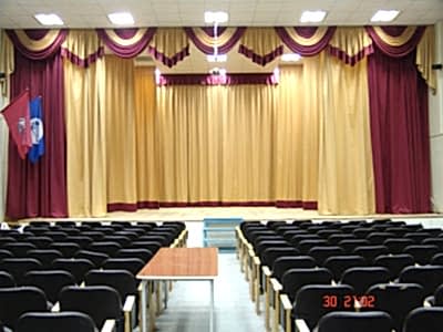 Шторы для школы фото в интерьере пример 416